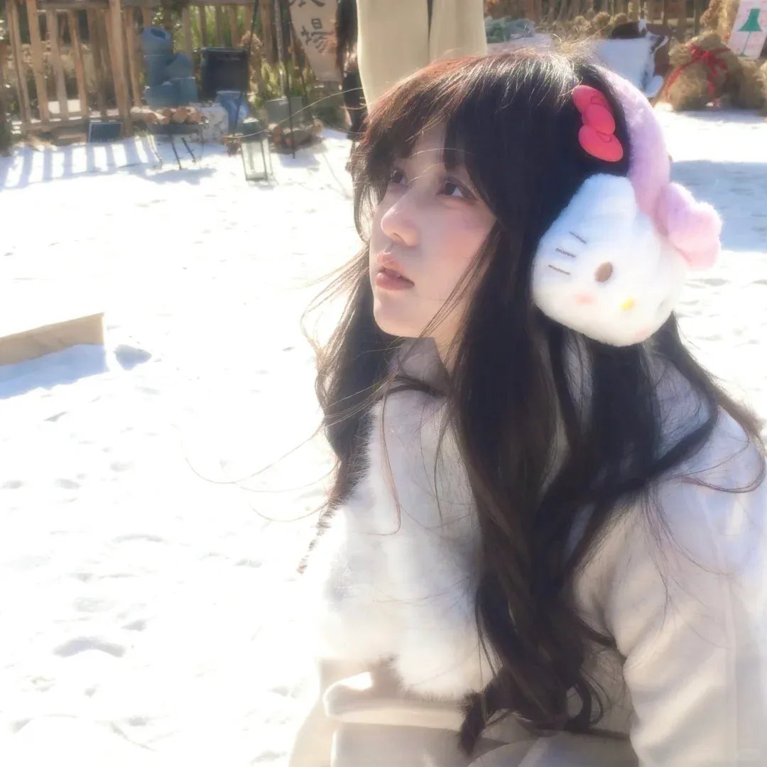 心有猛虎细嗅蔷薇